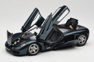 McLaren F1 Vert LCD 1:18 LCD18014-GR Métal — image 2 sur 8
