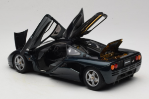 McLaren F1 Vert LCD 1:18 LCD18014-GR Métal — image 5 sur 8