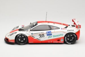McLaren F1 GTR GT1 #30 West Competition J. Nielsen 1996 UT Models 1:18 39624 Métal — image 4 sur 8