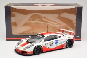 McLaren F1 GTR GT1 #30 West Competition J. Nielsen 1996 UT Models 1:18 39624 Métal — image 8 sur 8