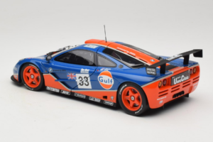 McLaren F1 GTR Gulf #33 R. Bellm / M. Weaver / J-J. Lehto 24 Hours of Le Mans 1996 UT Models 1:18 530161833 Métal — image 7 sur 8