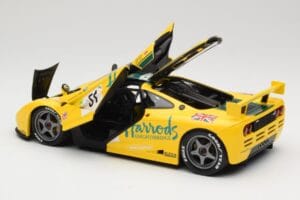 McLaren F1 GTR Harrods Mach One Racing #51 A. Wallace / D. Bell / J. Bell 24 Hours of Le Mans 1995 Minichamps 1:18 530133551  — image 5 sur 8