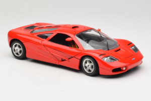 McLaren F1 High Mirror Light Red Guiloy 1:18 67505 Métal — image 6 sur 8