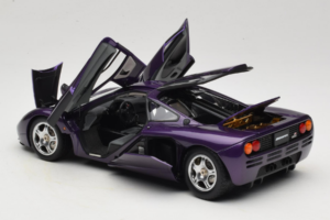 McLaren F1 Violet LCD 1:18 LCD18014-PU Métal — image 5 sur 8