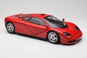 McLaren F1 Rouge Minichamps 1:12 530133125 Métal — image 7 sur 9