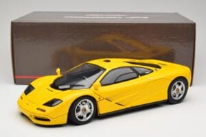 McLaren F1 Jaune Minichamps 1:12 530133121 Métal — image 9 sur 9