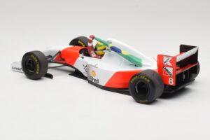McLaren MP4/8 Ford #8 A. Senna Winner Australian GP 1993 Minichamps 1:18 540933838 Métal — image 6 sur 7