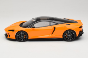 McLaren GTS Orange GT Spirit 1:18 GT957 Résine — image 3 sur 6