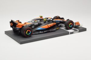 McLaren MCL60 #4 L. Norris F1 2023 Minichamps 1:18 537231804 Métal — image 3 sur 6