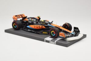 McLaren MCL60 #4 L. Norris F1 2023 Minichamps 1:18 537231804 Métal — image 4 sur 6
