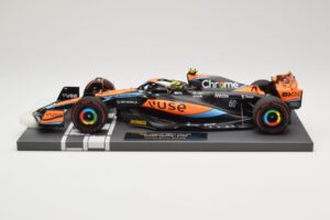 McLaren MCL60 #4 L. Norris F1 2023 Minichamps 1:18 537231804 Métal