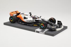 McLaren MCL60 #81 O. Piastri Monaco GP 2023 Minichamps 1:18 537232581 Métal — image 4 sur 6