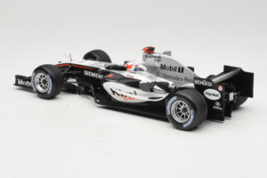 McLaren MP4-20 Mercedes #9 K. Raikkonen F1 2005 Minichamps 1:18 B66962337 Métal — image 5 sur 6