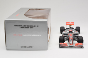 McLaren MP4-24 Mercedes #2 H. Kovalainen F1 2009 Minichamps 1:18 503091802 Métal — image 6 sur 7