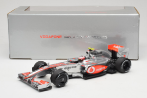 McLaren MP4-24 Mercedes #2 H. Kovalainen F1 2009 Minichamps 1:18 503091802 Métal — image 7 sur 7