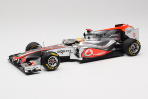 McLaren MP4-26 Mercedes #3 L. Hamilton Vodafone McLaren Showcar F1 2011 Minichamps 1:18 530111873 Métal