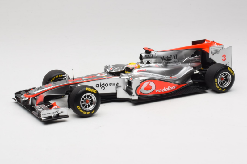 McLaren MP4-26 Mercedes #3 L. Hamilton Vodafone McLaren Showcar F1 2011 Minichamps 1:18 530111873 Métal
