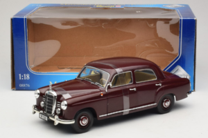 Mercedes 180 Ponton Rouge Foncé Revell 1:18 08876 Métal — image 6 sur 6
