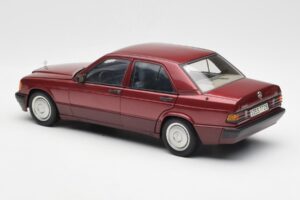 Mercedes 190E W201 2.0 Rouge Dealer Edition AUTOart 1:18 B66040383 Métal — image 7 sur 8