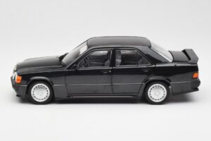 Mercedes 190E 2.3-16 W201 Noir Édition Concessionnaire Norev 1:18 B66040663 Métal — image 4 sur 8