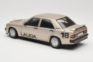 Mercedes 190E 2.3-16 W201 #1 N. Lauda Race of Champions Nurburgring 1984 AUTOart 1:18 88431 Métal — image 7 sur 8