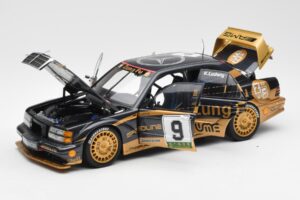 Mercedes 190E 2.5-16 Evo II #9 K. Ludwig Macau GP 3rd Place 1991 AUTOart 1:18 89135 Métal — image 2 sur 8