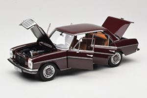 Mercedes 200 W115 Brun Rouge Foncé Norev 1:18 183778 Métal — image 2 sur 8
