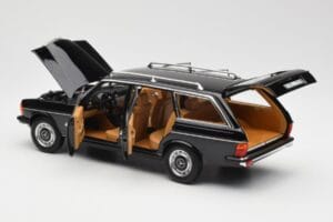 Mercedes 200 T S123 Noir Norev 1:18 183735 Métal — image 5 sur 8