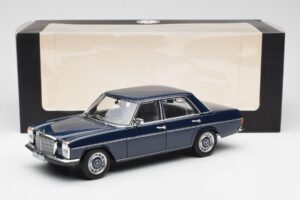 Mercedes 200 W114 Midnight Bleu Édition Concessionnaire Norev 1:18 B66040694 Métal — image 8 sur 8