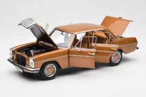 Mercedes 200 W115 Bycane Or Édition Concessionnaire Norev 1:18 B66040665 Métal — image 2 sur 8