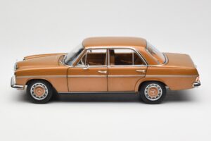 Mercedes 200 W115 Bycane Or Édition Concessionnaire Norev 1:18 B66040665 Métal — image 4 sur 8