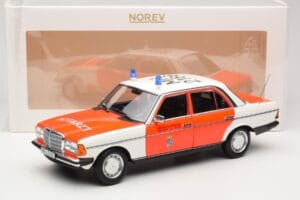 Mercedes 200 W123 Ambulance Blanc Norev 1:18 183834 Métal — image 8 sur 8