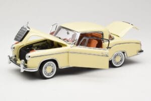 Mercedes 220 SE W128 Coupé Beige Sun Star 1:18 3562 Métal — image 2 sur 8
