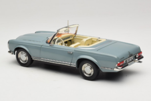 Mercedes 230 SL W113 Horizon Blue Norev 1:18 183992 Métal — image 8 sur 9