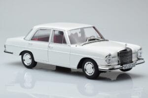 Mercedes 250 SE W108 Blanc Édition Limitée Norev 1:18 183763 Métal — image 6 sur 8
