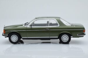 Mercedes 280 CE W123 Coupé Vert Norev 1:18 183704 Métal — image 3 sur 6