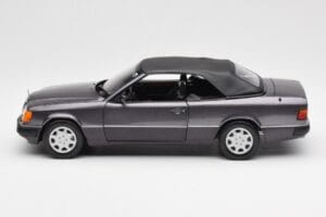 Mercedes 300 CE-24 W124 Cabriolet Violet Metallic Norev 1:18 183567 Métal — image 5 sur 10