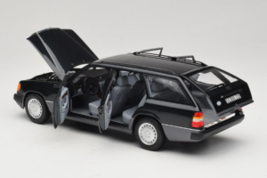 Mercedes 300 D W124 Break Noir Norev 1:18 183960 Métal — image 5 sur 8