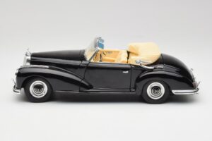 Mercedes 300 S W188 Cabriolet Noir Tchibo 1:18 36782 Métal — image 4 sur 8