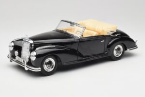 Mercedes 300 S W188 Cabriolet Noir Tchibo 1:18 36782 Métal