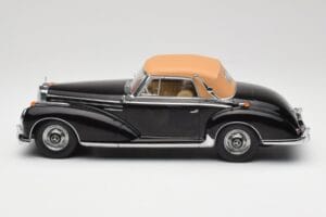 Mercedes 300 SC W188 Cabriolet Softtop Noir KK-Scale 1:18 KKDC180943 Métal — image 3 sur 6