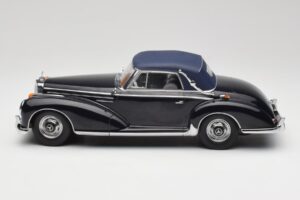 Mercedes 300 SC W188 Cabriolet Softtop Bleu Foncé KK-Scale 1:18 KKDC180944 Métal — image 3 sur 6