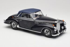 Mercedes 300 SC W188 Cabriolet Softtop Bleu Foncé KK-Scale 1:18 KKDC180944 Métal — image 4 sur 6