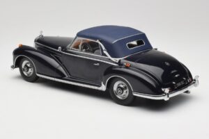 Mercedes 300 SC W188 Cabriolet Softtop Bleu Foncé KK-Scale 1:18 KKDC180944 Métal — image 5 sur 6