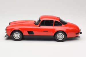 Mercedes 300 SL AMG Rouge Otto 1:18 OT311 Résine — image 3 sur 6