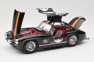 Mercedes 300 SL #38 1954 Bburago 1:18 3015-M1 Métal — image 2 sur 8