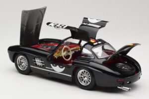 Mercedes 300 SL #38 1954 Bburago 1:18 3015-M1 Métal — image 5 sur 8