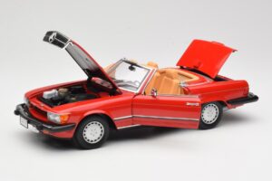 Mercedes 300 SL R107 Rouge Norev 1:18 B66040623 Métal — image 2 sur 8