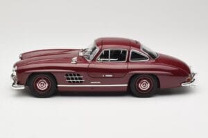 Mercedes 300 SL W198 Gullwing Rouge Foncé Minichamps 1:18 110037218 Métal — image 4 sur 8