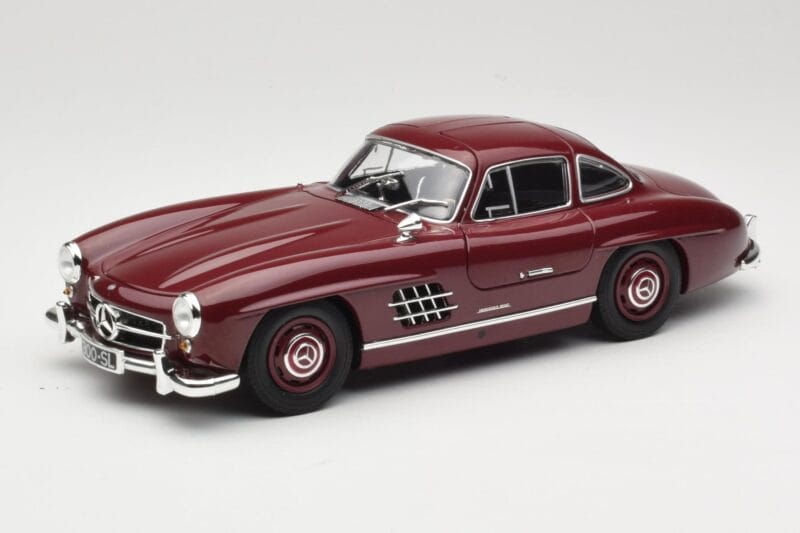 Mercedes 300 SL W198 Gullwing Rouge Foncé Minichamps 1:18 110037218 Métal
